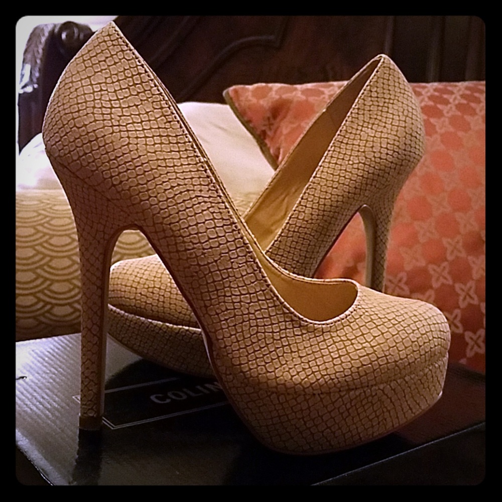 COLIN STUART 5" snake skin pattern heels